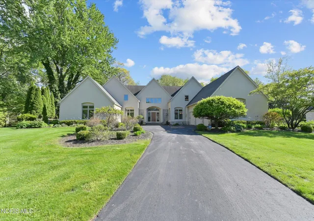 3rd image of 7303 Copperwood Ln, Sylvania, OH 43560 | MLS# 10006778