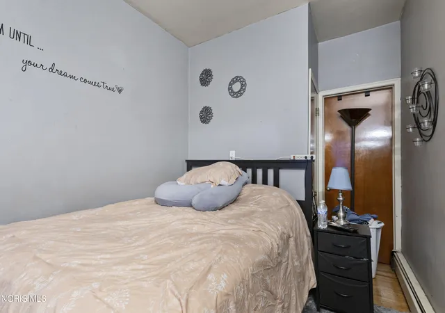 Homes for sale in Toledo, OH | 1810 Brussels St, Toledo, OH 43613 | MLS# 10007226