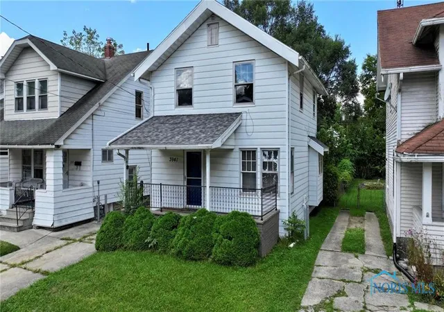 1st image of 3941 Leybourn Ave, Toledo, OH 43612 | MLS# 10006832