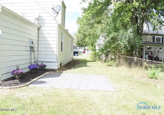 Homes for sale in Toledo, OH | 908 Burke Glen Rd, Toledo, OH 43607 | MLS# 10006966