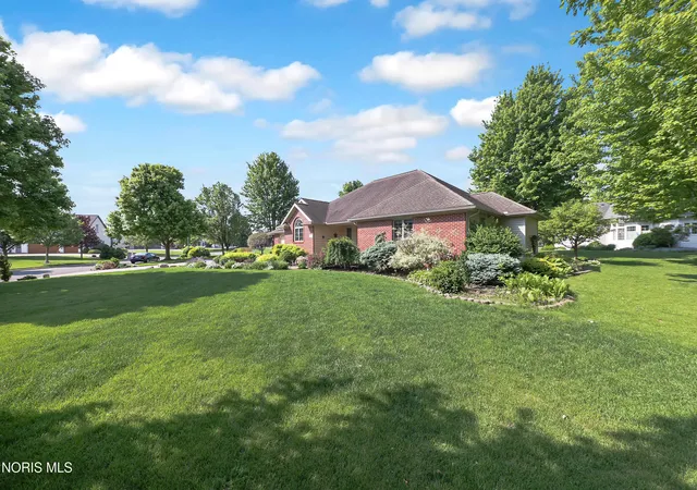 Photo 3 of Single family home for sale at 501 Quail Run, Archbold, OH 43502 | MLS# 10006913 | Listing updated on 2026-07-10