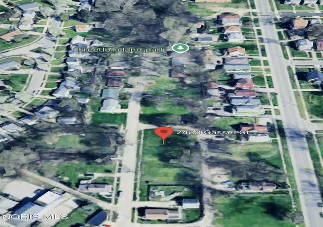 Photo 3 of Land for sale at 2438 Gasser St, Toledo, OH 43606 | MLS# 10006997 | Listing updated on 2026-04-29