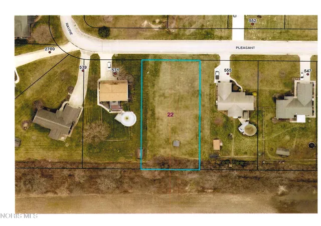 Homes for sale in Fremont, OH | #56 Pleasant Dr, Fremont, OH 43420 | MLS# 10007166