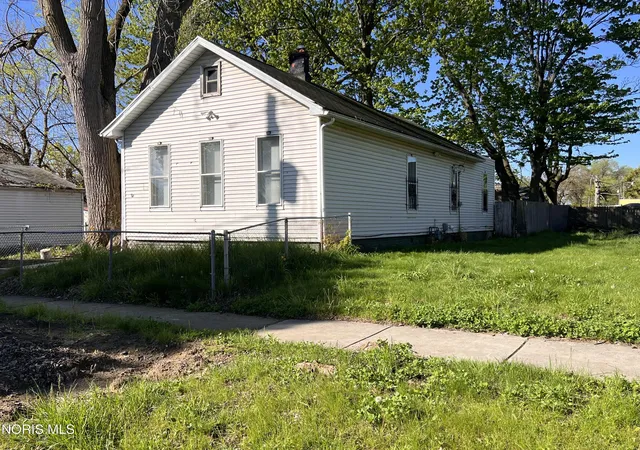 Homes for sale in Toledo, OH | 1617 Mulberry St, Toledo, OH 43608 | MLS# 10007189