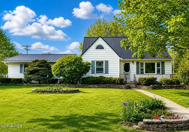 Homes for sale in Edgerton, OH | 213 E Gerhart St, Edgerton, OH 43517 | MLS# 10007229