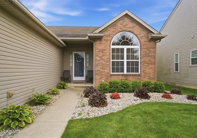 2nd image of 7101 Offshore Dr, Maumee, OH 43537 | MLS# 10007246