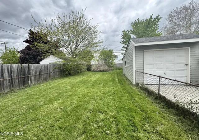 8th image of 4240 Burnham Ave, Toledo, OH 43612 | MLS# 10007738