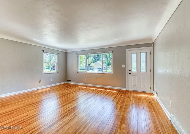 3rd image of 6542 Country Pl, Sylvania, OH 43560 | MLS# 10007279