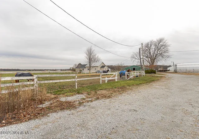Homes for sale in Gibsonburg, OH | 2574 County Road 74, Gibsonburg, OH 43431 | MLS# 10007269