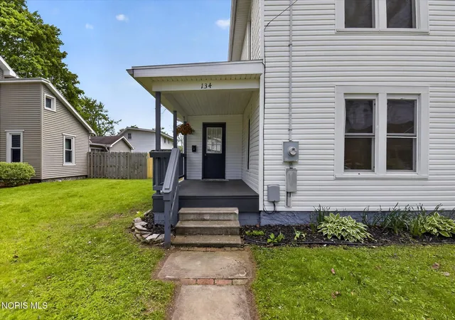 Photo 3 of Single family home for sale at 134 Lehman Ave, Bowling Green, OH 43402 | MLS# 10007296 | Listing updated on 2026-08-01