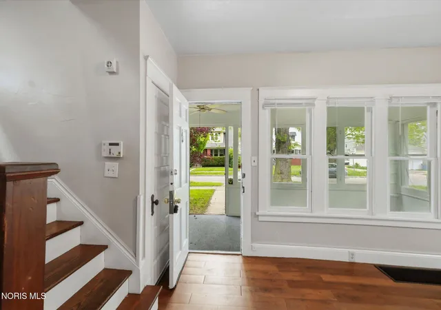 Photo 4 of Single family home for sale at 870 Toronto Ave, Toledo, OH 43609 | MLS# 10007395 | Listing updated on 2026-05-14