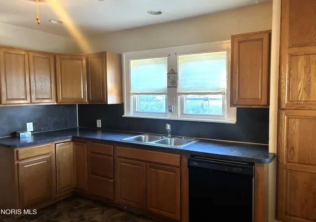 Homes for sale in Delta, OH | 616 Wood St, Delta, OH 43515 | MLS# 10007445