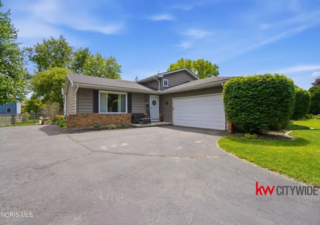1st image of 1740 Cass Rd, Maumee, OH 43537 | MLS# 10007543