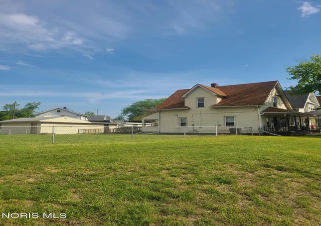 3rd image of 724 Spencer St, Toledo, OH 43609 | MLS# 10007584