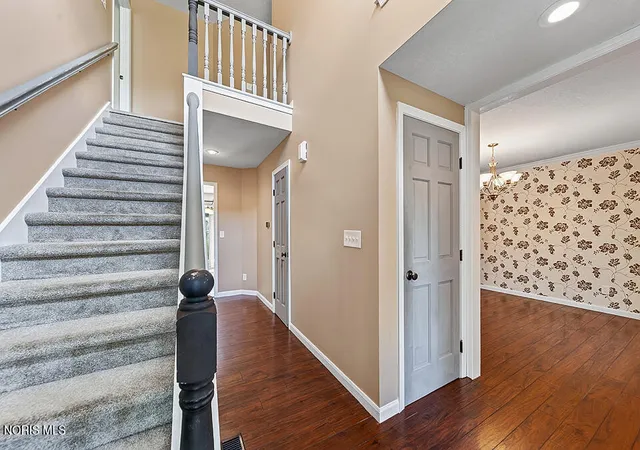 Photo 4 of Single family home for sale at 730 Parkview Dr, Findlay, OH 45840 | MLS# 10007625 | Listing updated on 2026-09-24