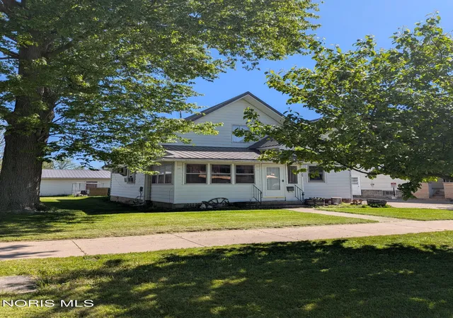 Homes for sale in Hicksville, OH | 209 S Main St, Hicksville, OH 43526 | MLS# 10007618