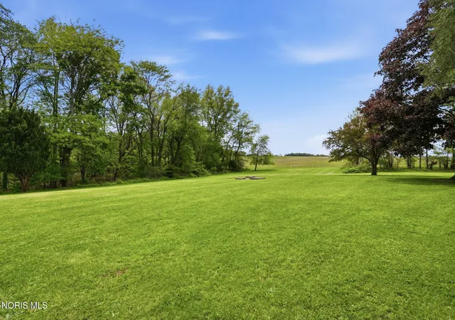 Homes for sale in Upper Sandusky, OH | 7029 County Hwy 44, Upper Sandusky, OH 43351 | MLS# 10008090
