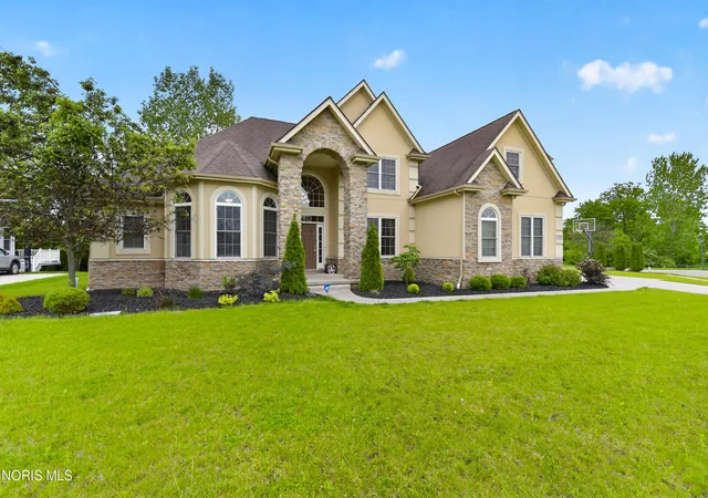 Homes for sale in Perrysburg, OH | 25220 Rocky Harbour Dr, Perrysburg, OH 43551 | MLS# 10007659