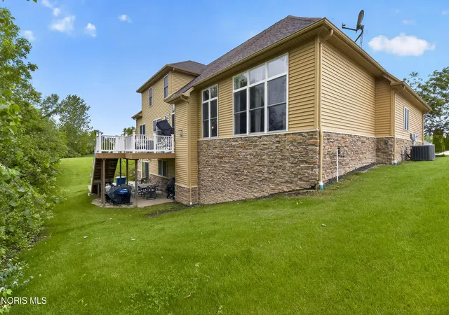 Homes for sale in Perrysburg, OH | 25220 Rocky Harbour Dr, Perrysburg, OH 43551 | MLS# 10007659