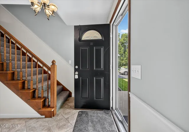 Homes for sale in Perrysburg, OH | 937 Bexley Dr, Perrysburg, OH 43551 | MLS# 10010021
