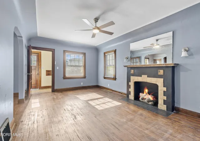 Photo 2 of Single family home for sale at 2817 Algonquin Pkwy, Toledo, OH 43606 | MLS# 10009243 | Listing updated on 2026-08-26