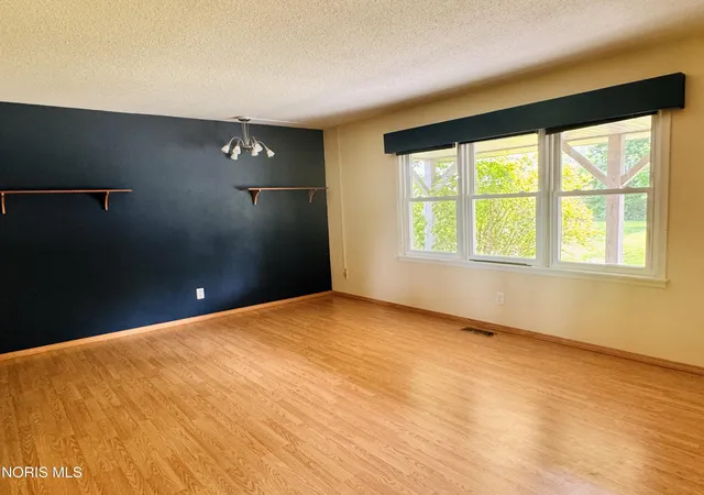 Homes for sale in West Unity, OH | 16806 Us Hwy 20A #20 & 24, West Unity, OH 43570 | MLS# 10007732