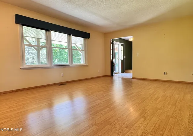 Homes for sale in West Unity, OH | 16806 Us Hwy 20A #20 & 24, West Unity, OH 43570 | MLS# 10007732