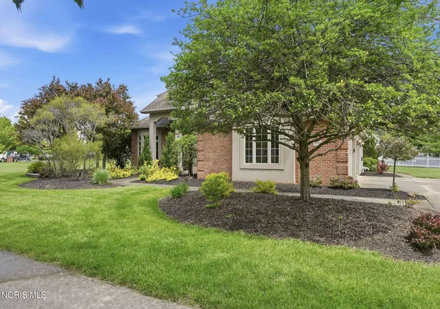 Homes for sale in Findlay, OH | 2700 Lakeview Pkwy, Findlay, OH 45840 | MLS# 10007764