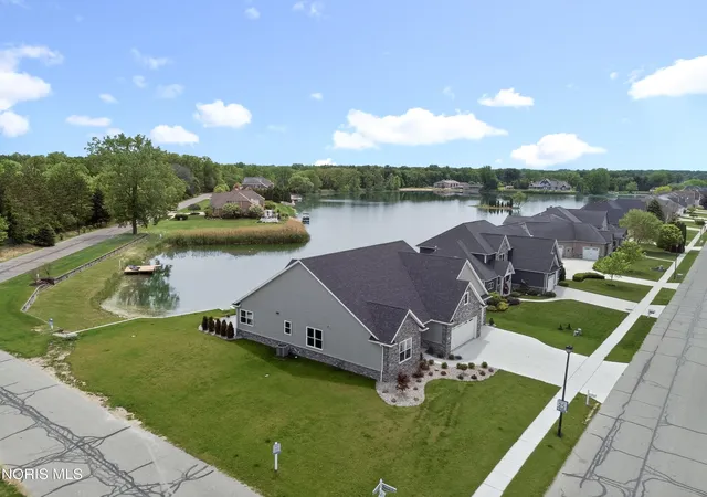 Homes for sale in Holland, OH | 541 E Shoreline Dr, Holland, OH 43528 | MLS# 10007762