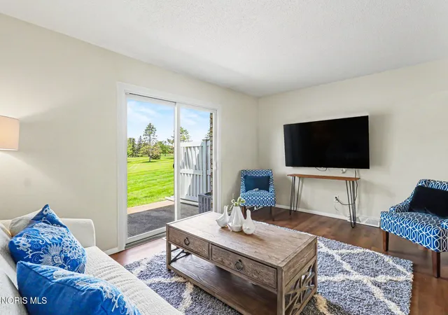 Homes for sale in Wauseon, OH | 744 Fairway Dr #29, Wauseon, OH 43567 | MLS# 10007786