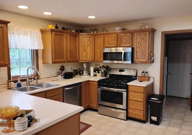 4th image of 121 S 3Rd St, Oakwood, OH 45873 | MLS# 10007935