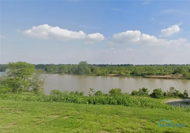 1st image of 1038 River Rd, Maumee, OH 43537 | MLS# 10007903