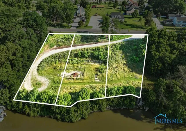 4th image of 1036 River Rd, Maumee, OH 43537 | MLS# 10007907