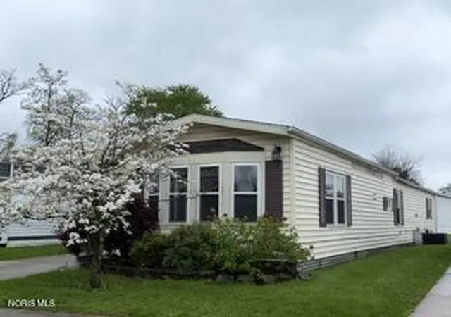 Homes for sale in Tiffin, OH | 60 N State Route 101 #39, Tiffin, OH 44883 | MLS# 10008145