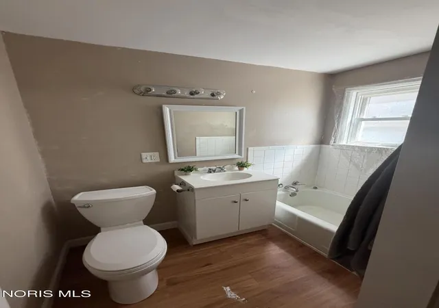 Homes for sale in Toledo, OH | 709 Thayer St, Toledo, OH 43609 | MLS# 10007964