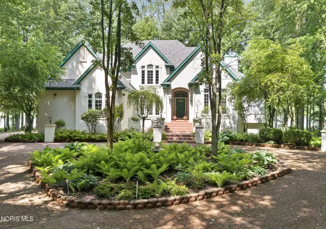 1st image of 26 Tremore Wy, Holland, OH 43528 | MLS# 10008124