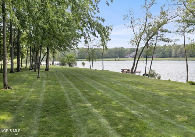 Photo 3 of Single family home for sale at 26 Tremore Way, Holland, OH 43528 | MLS# 10008124 | Listing updated on 2026-08-31