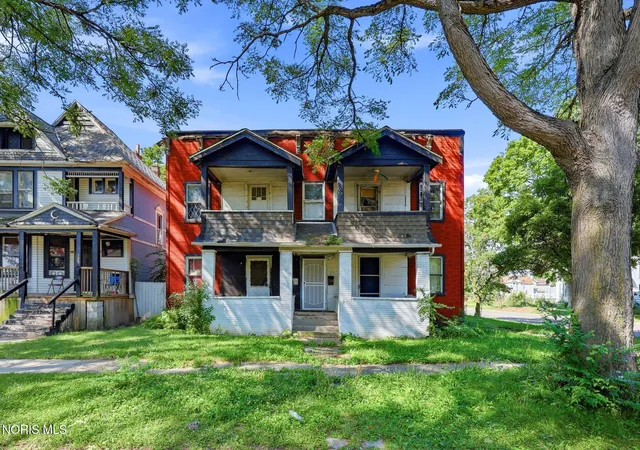 2nd image of 327 River Pl, Toledo, OH 43611 | MLS# 10010306