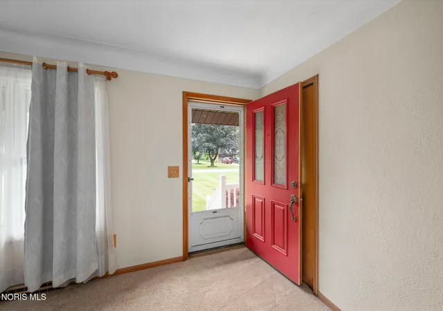 5th image of 1820 Reva Dr, Northwood, OH 43619 | MLS# 10008043