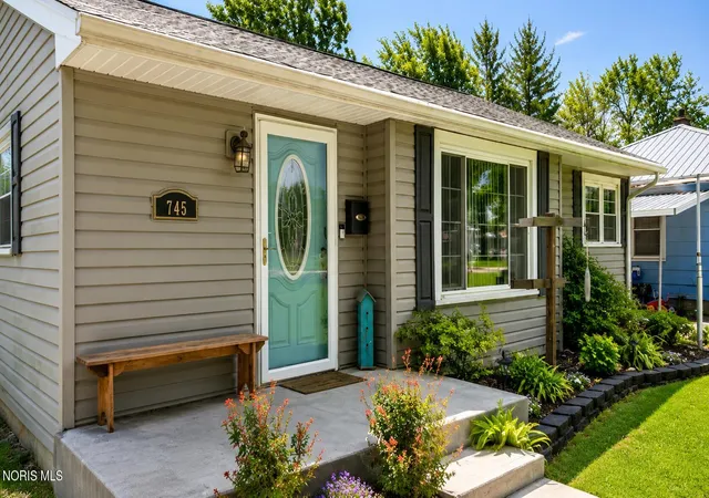 Homes for sale in Paulding, OH | 745 Woodring Ave, Paulding, OH 45879 | MLS# 10007992