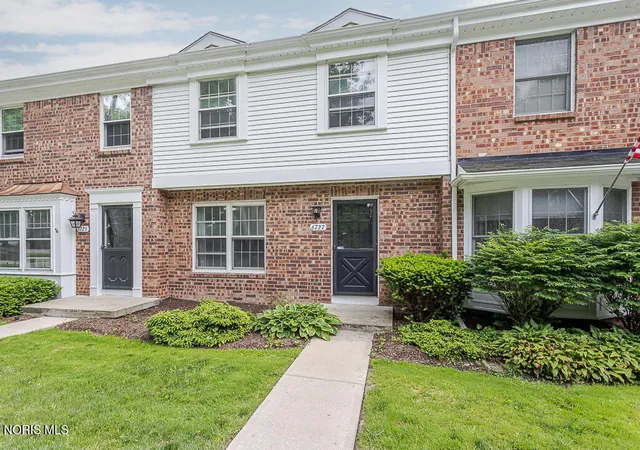 Photo 1 of Condo for sale at 6727 Garden Rd, Maumee, OH 43537 | MLS# 10008368 | Listing updated on 2026-08-30