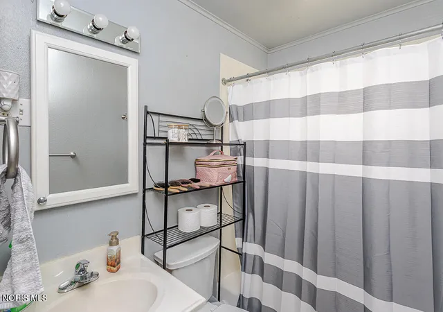 21st image of 4518 Thackeray Rd, Maumee, OH 43537 | MLS# 10008169