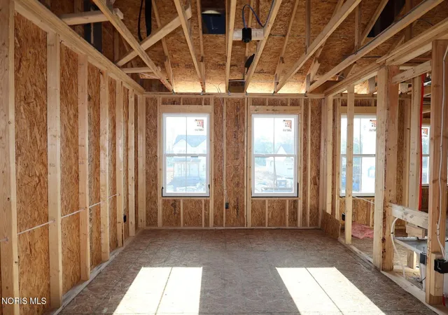 4th image of 9203 Mile View Ct, Sylvania, OH 43560 | MLS# 10008065