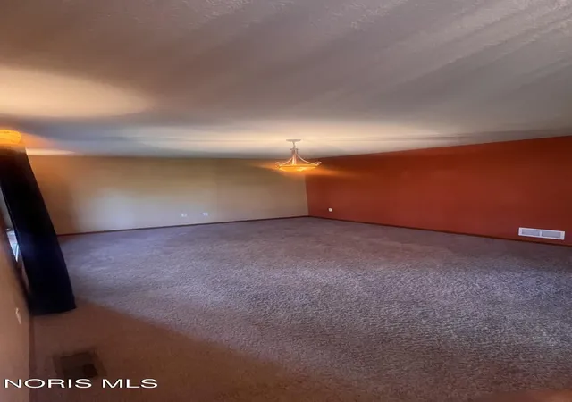 4th image of 6110 Suffolk Ln, Maumee, OH 43537 | MLS# 10008080