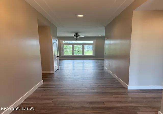 Homes for sale in Holland, OH | 2226 Gunn Rd, Holland, OH 43528 | MLS# 10008140