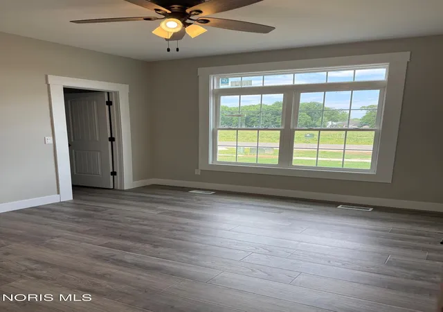 Homes for sale in Holland, OH | 2226 Gunn Rd, Holland, OH 43528 | MLS# 10008140