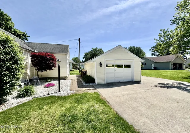 Homes for sale in Ottawa, OH | 1087 N Locust St, Ottawa, OH 45875 | MLS# 10008162