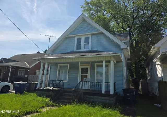 Homes for sale in Toledo, OH | 420 E Oakland St, Toledo, OH 43608 | MLS# 10008160