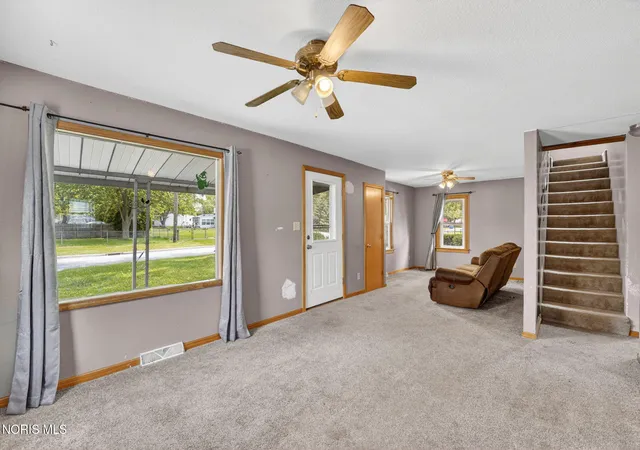 Homes for sale in Walbridge, OH | 407 N Grove St, Walbridge, OH 43465 | MLS# 10008290