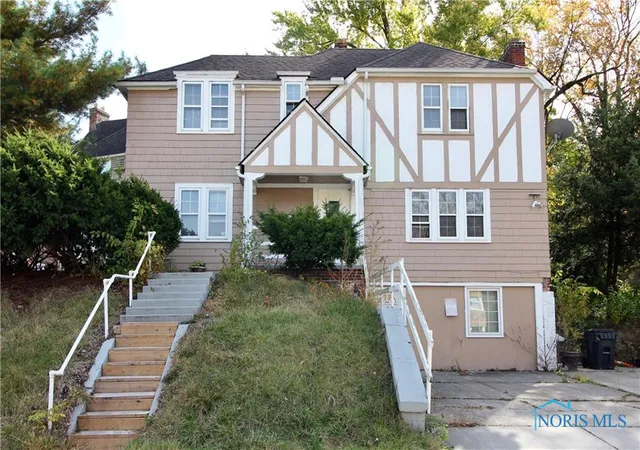 Photo 1 of Multi family home for sale at 2547 Greenway St, Toledo, OH 43607 | MLS# 10010920 | Listing updated on 2026-08-05
